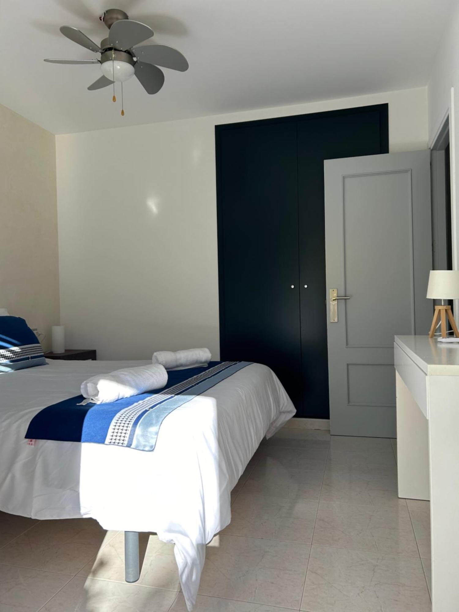 Appartement Duplex Rosas Avec Terrasse Magnifique Jacuzzi Vue Mer Eksteriør billede
