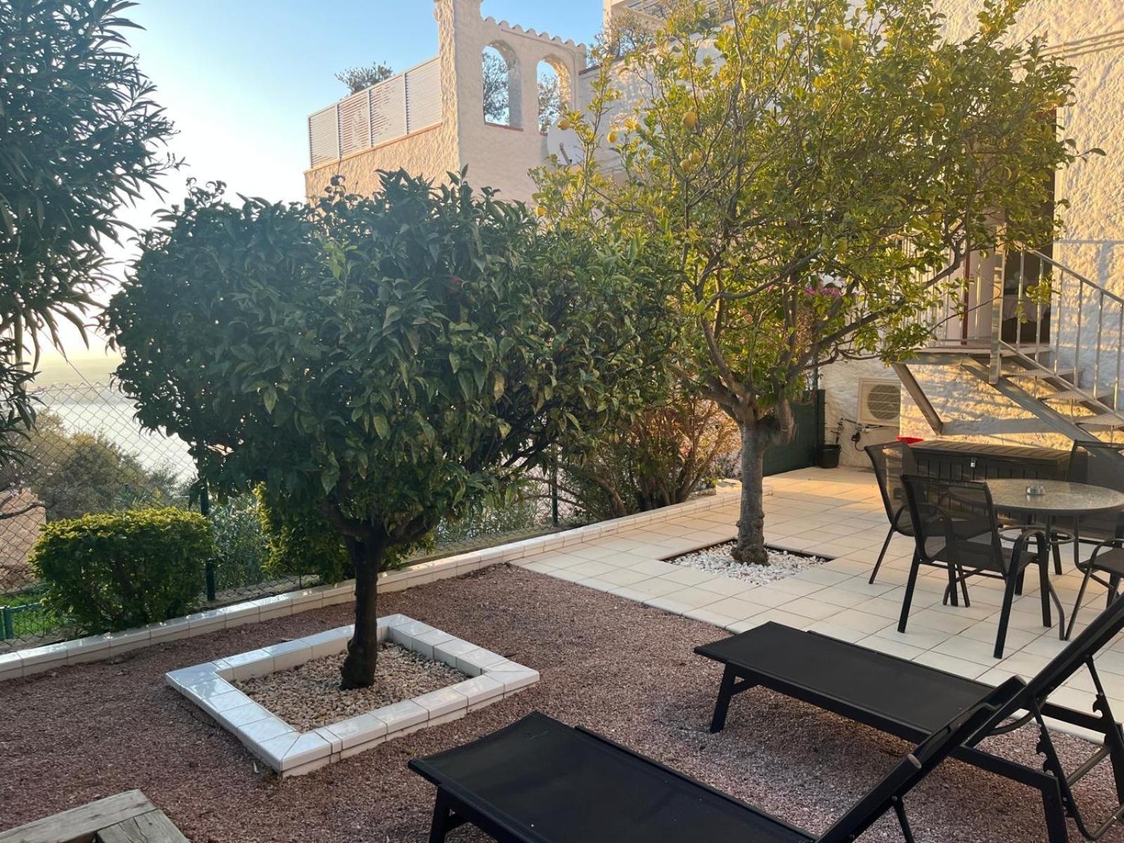 Appartement Duplex Rosas Avec Terrasse Magnifique Jacuzzi Vue Mer Eksteriør billede